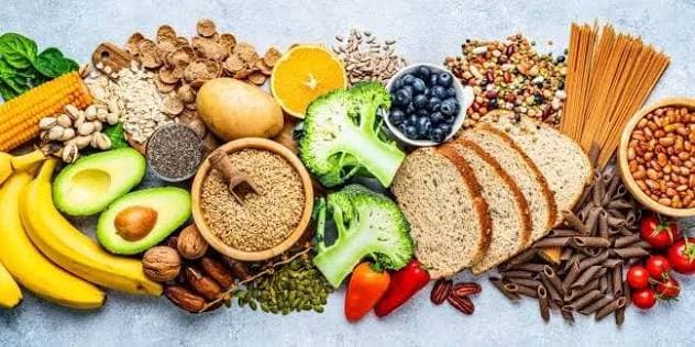Why Am I Hungry After Eating Healthy Food? Understanding Satiety & Meal Balance
